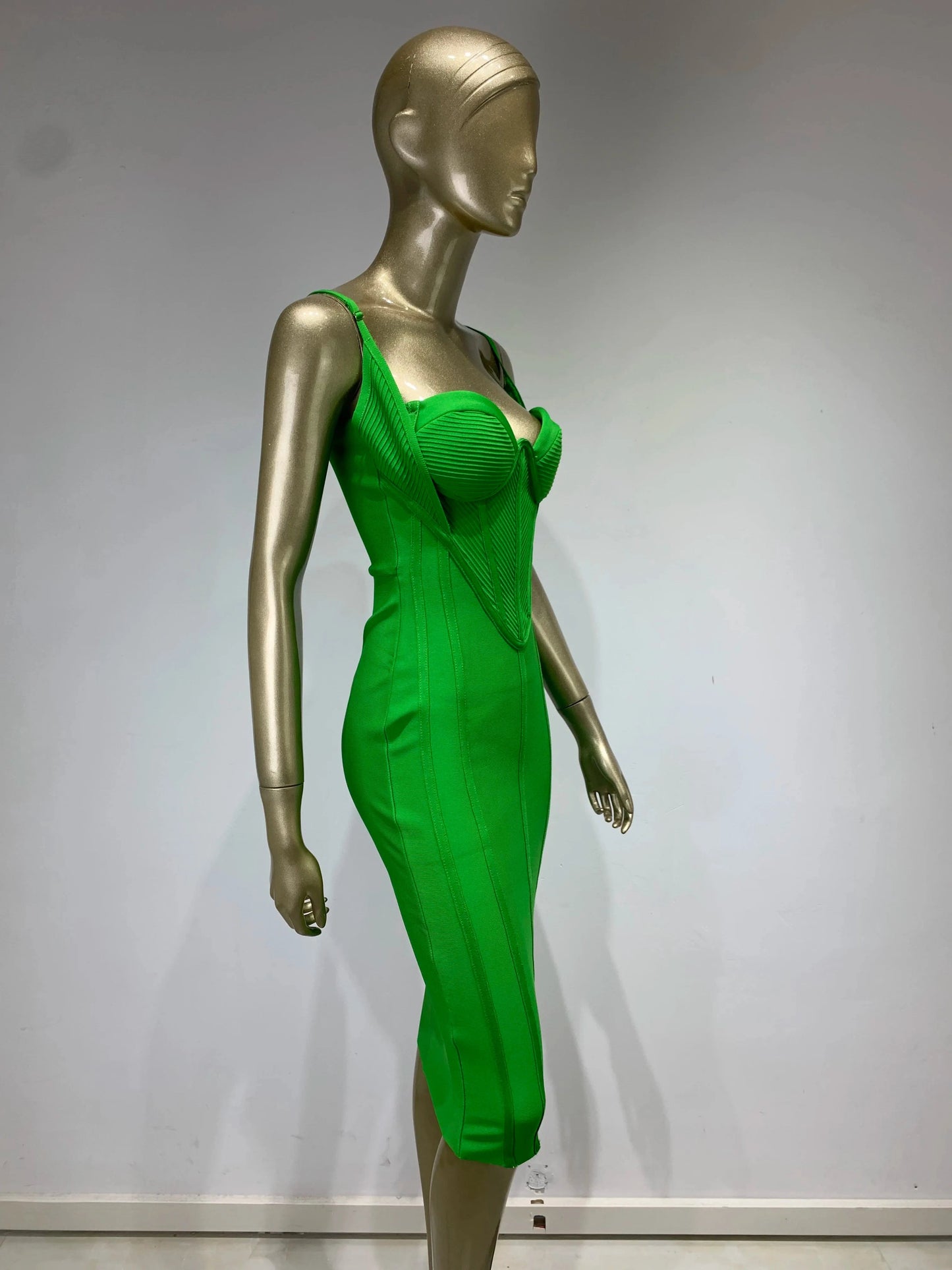 Green Sleeveless Backless Midi Bodycon Bandage Party Dress