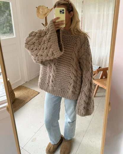 Elegant Women's Fried Dough Twists Casual Fashion Long Wide Sleeved Sweater