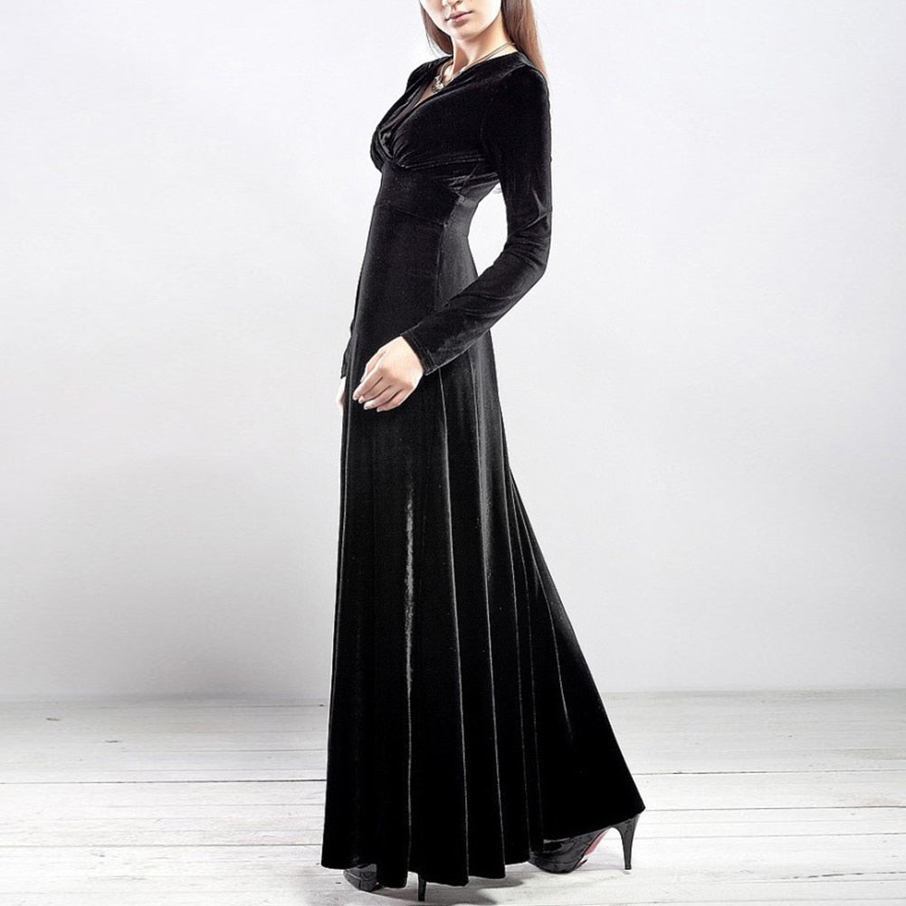 Amy Fashion - V Neck Pleated Velvet Banquet Maxi Dress