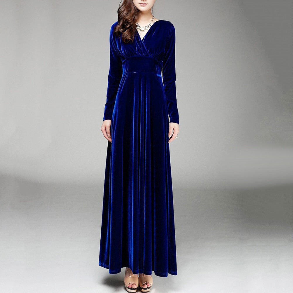 Amy Fashion - V Neck Pleated Velvet Banquet Maxi Dress