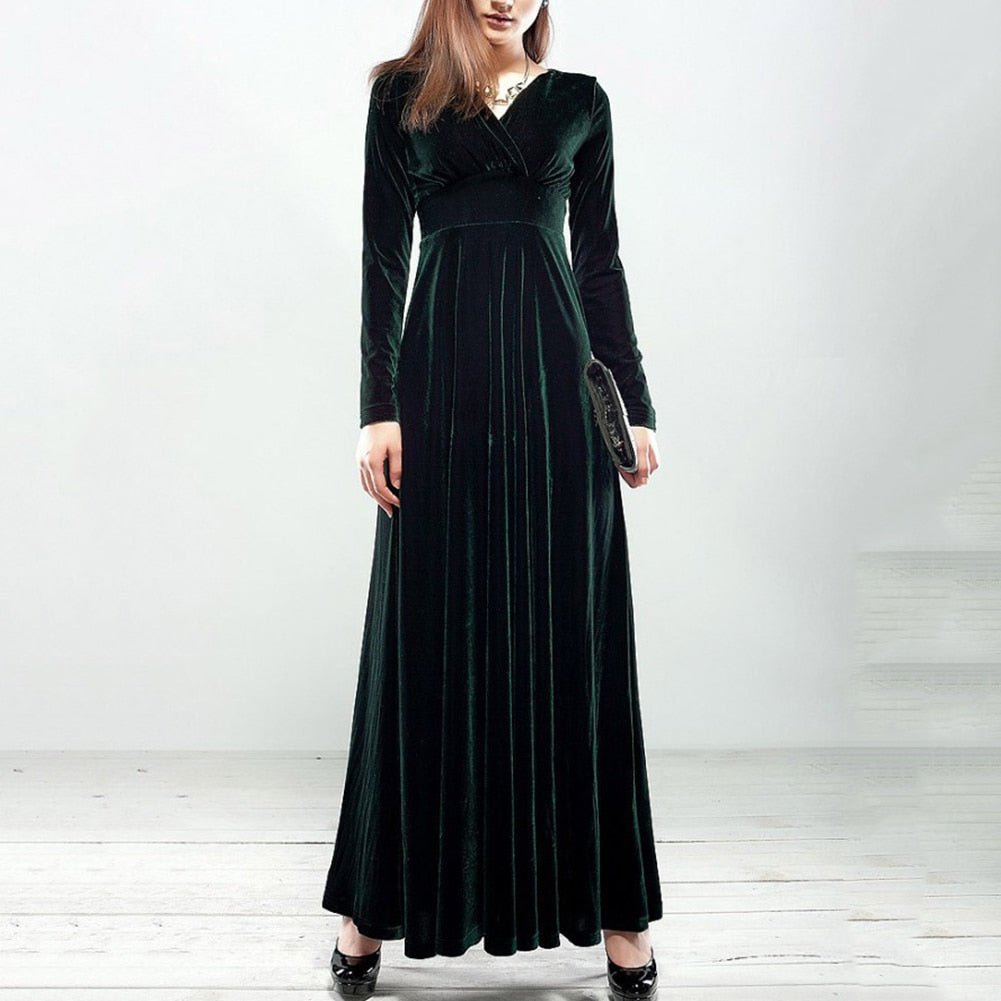 Amy Fashion - V Neck Pleated Velvet Banquet Maxi Dress