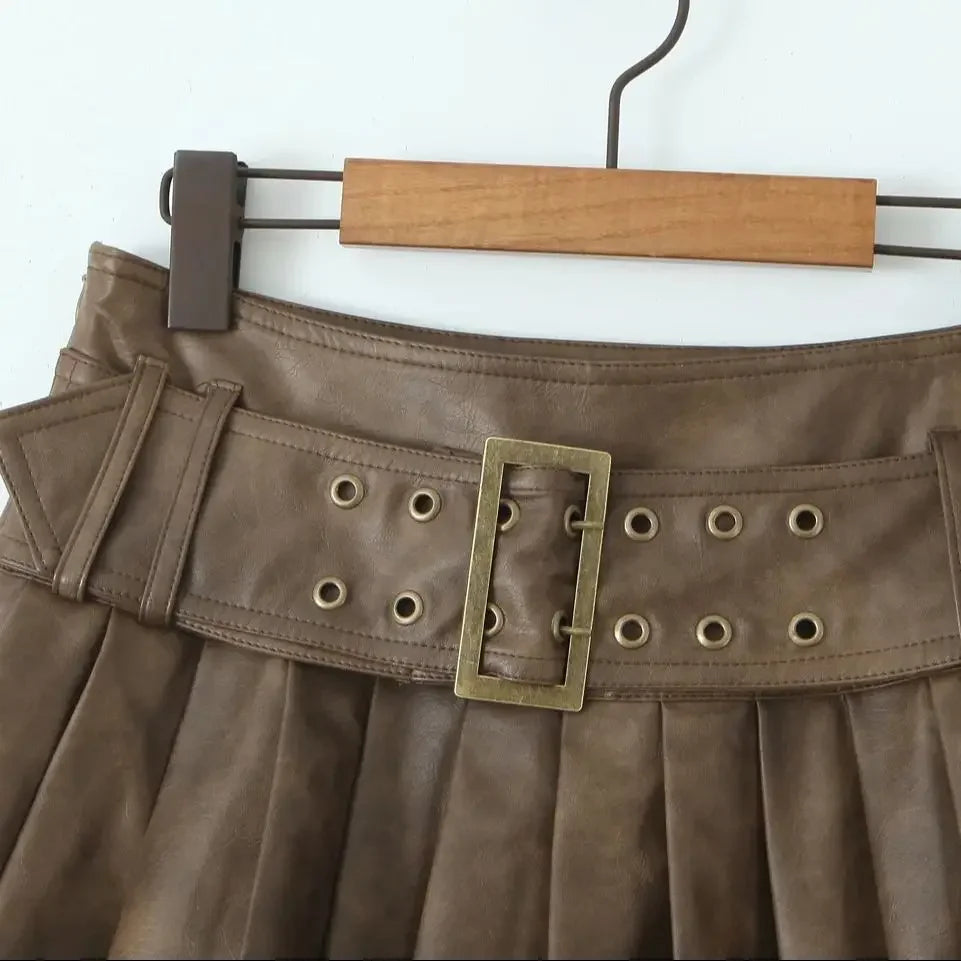 Retro Buckle Belt Low Waist Sexy Leather Pleated Mini Skirt