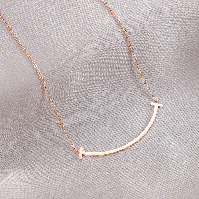 Designable Unique Smile Line Necklaces