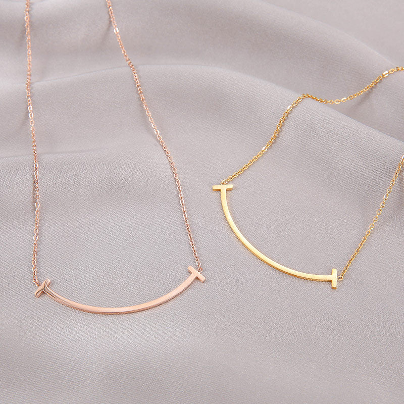 Designable Unique Smile Line Necklaces